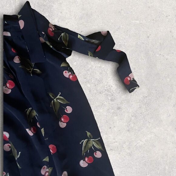 Joie | EUC Almudena Cherry Print Silk Wrap Skirt In Dark Navy Size Small - Picture 8 of 10